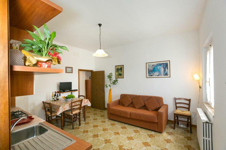Agriturismo Case Nuove Castellina Marittima Buitenkant foto