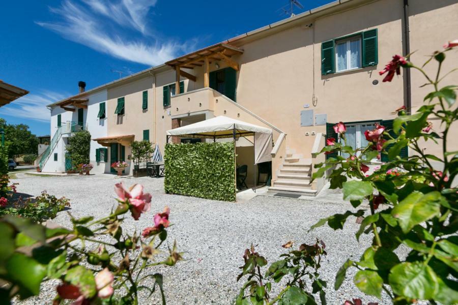 Agriturismo Case Nuove Castellina Marittima Buitenkant foto
